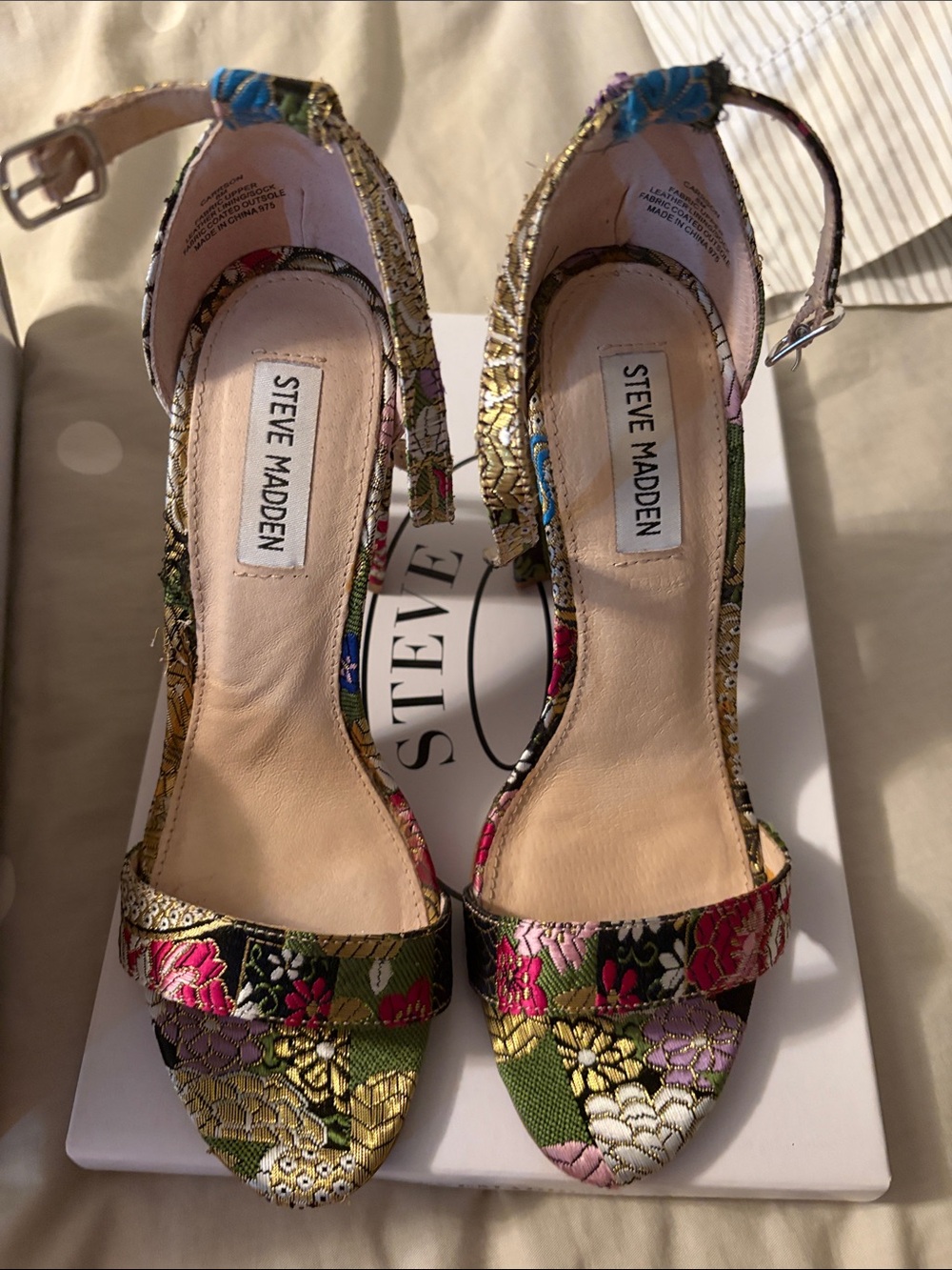 Steve Madden Gold Multicolor Embroidered Block Heel Sandals - Picture 2 of 4